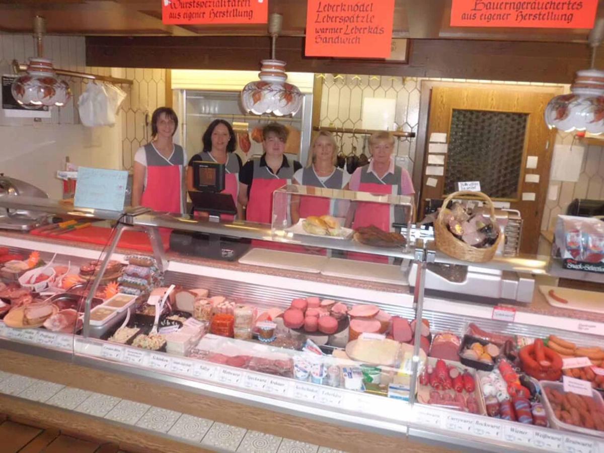 Gasthof-Metzgerei-Pension Schierlitz リムバッハ エクステリア 写真