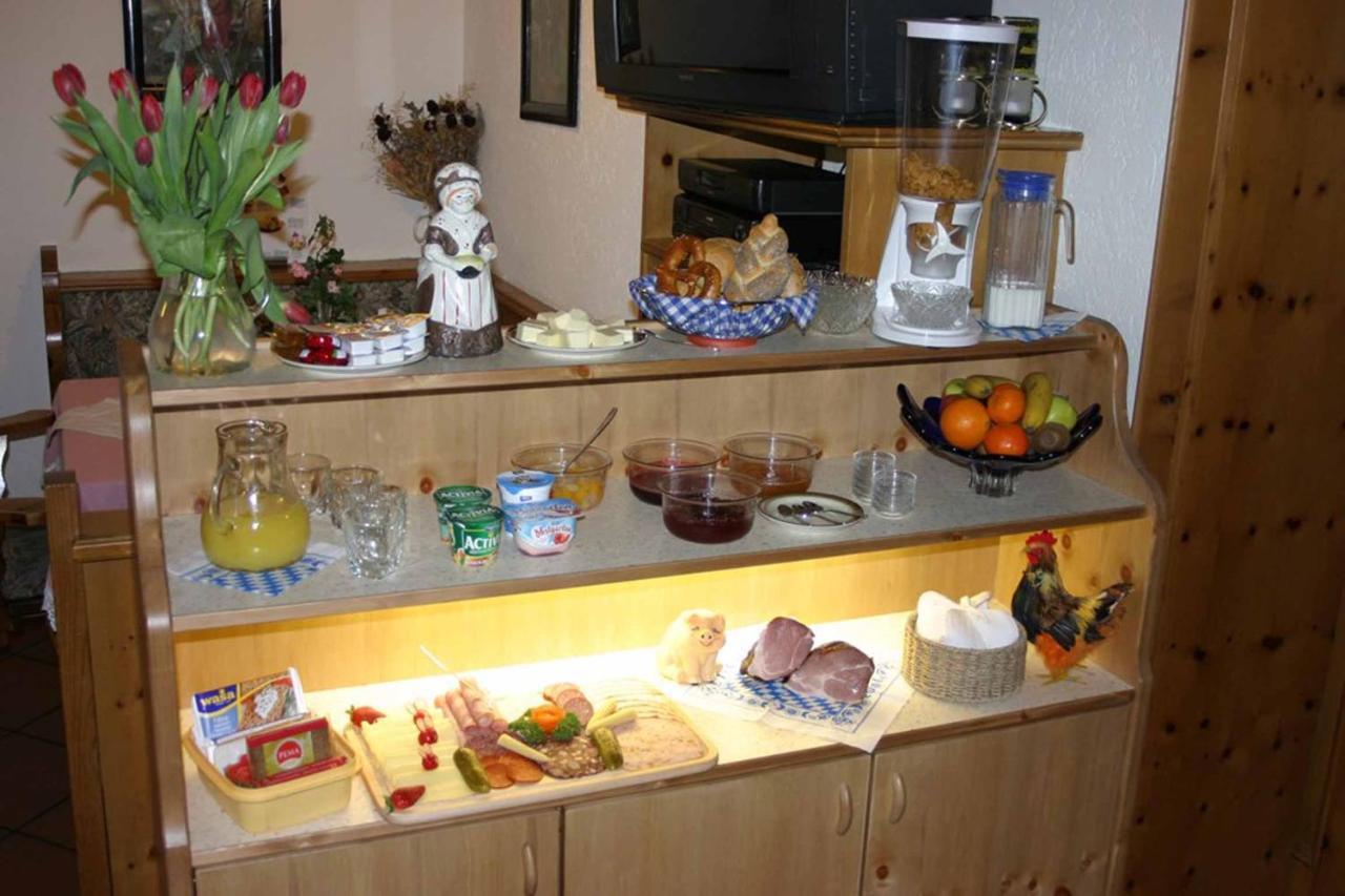Gasthof-Metzgerei-Pension Schierlitz リムバッハ エクステリア 写真